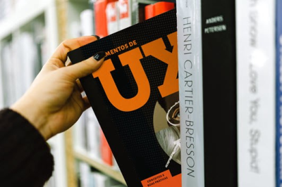 Imagem do post Livro Fundamentos de UX: um guia essencial sobre o Design da Experiência do Usuário